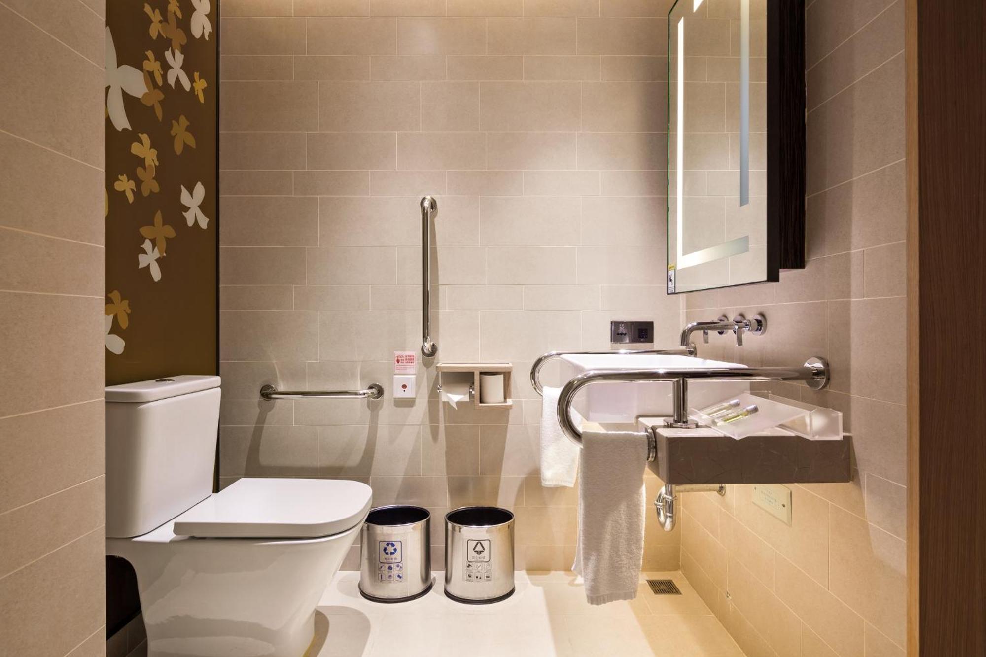 Hilton Garden Inn Νινγκμπό Εξωτερικό φωτογραφία