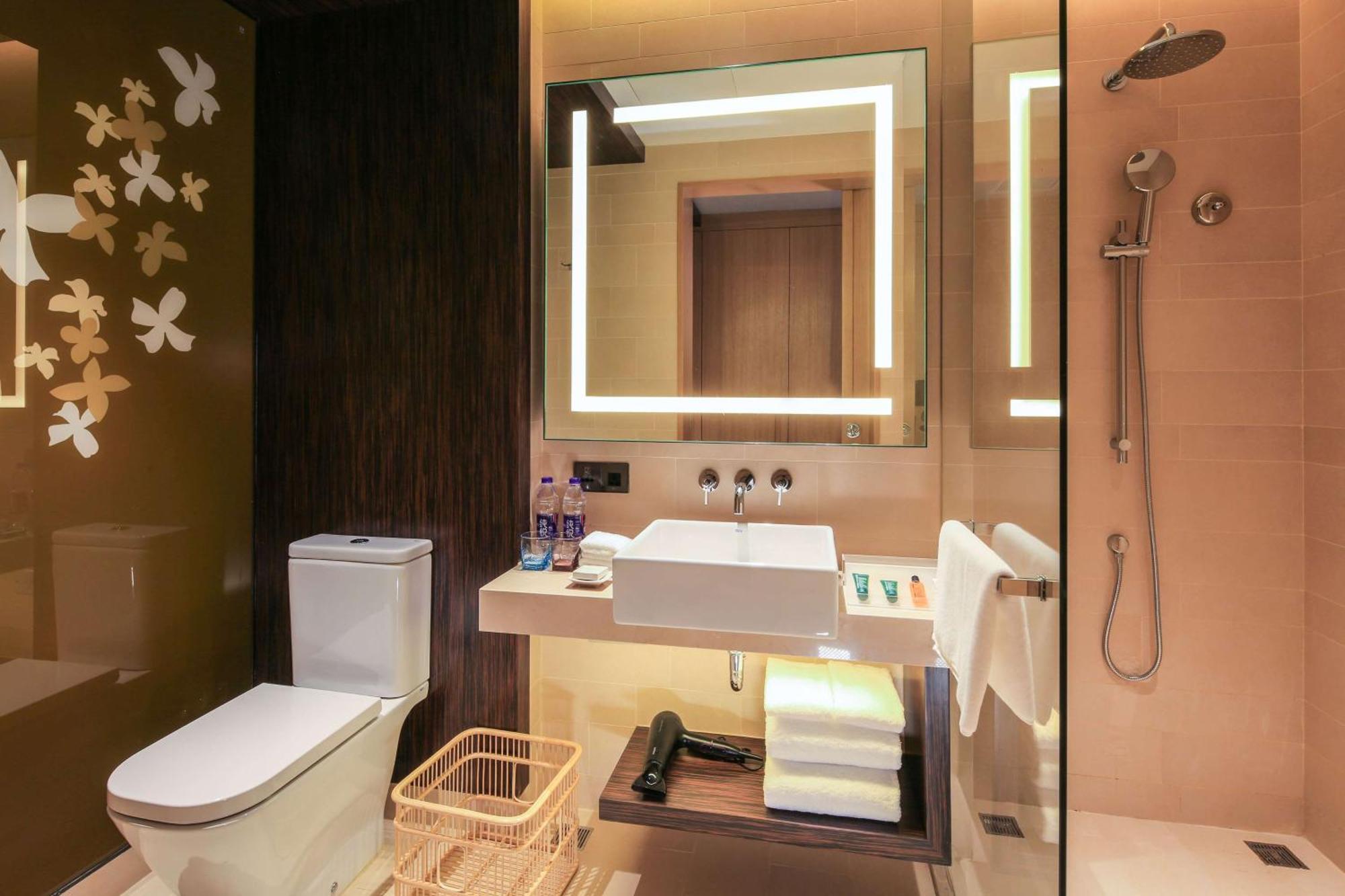 Hilton Garden Inn Νινγκμπό Εξωτερικό φωτογραφία